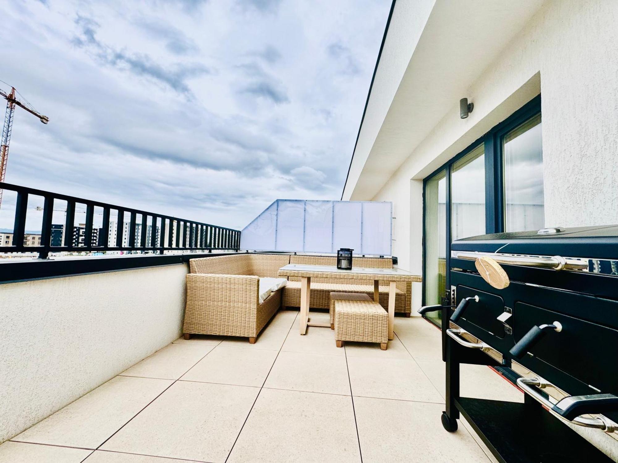 Luxury Apartment Sinuhe براشوف المظهر الخارجي الصورة